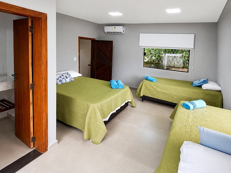 Casa c/ jacuzzi e piscina ~140m-Praia da Baleia